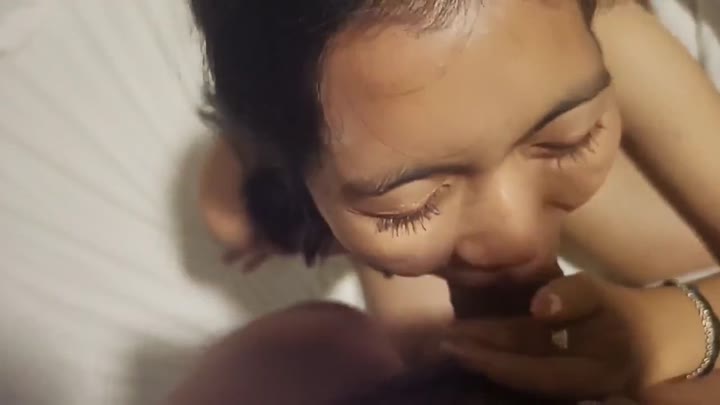 Mahasiswi binal bercinta sampe crot memek legit